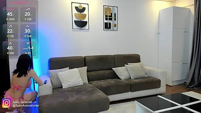 Snapshot of SweetAmeliaaa chatting on March 1, 8:42 pm SweetAmeliaaa online show from March 1, 8:42 pm