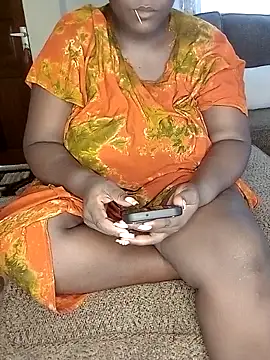 Snapshot of laviedavi chatting on May 11, 12:33 pm laviedavi online show from May 11, 12:33 pm