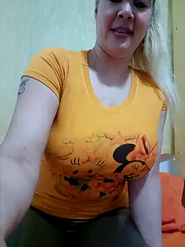 Snapshot of lamorbosa37 chatting on December 12, 8:53 pm lamorbosa37 online show from December 12, 8:53 pm