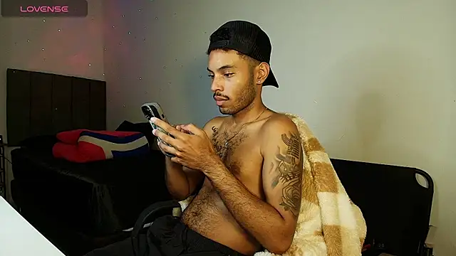 colinbrown online show from April 23, 12:12 am