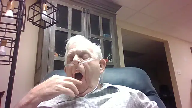 bootlegmanz online show from January 6, 6:00 pm