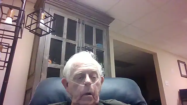 bootlegmanz online show from February 25, 6:17 pm