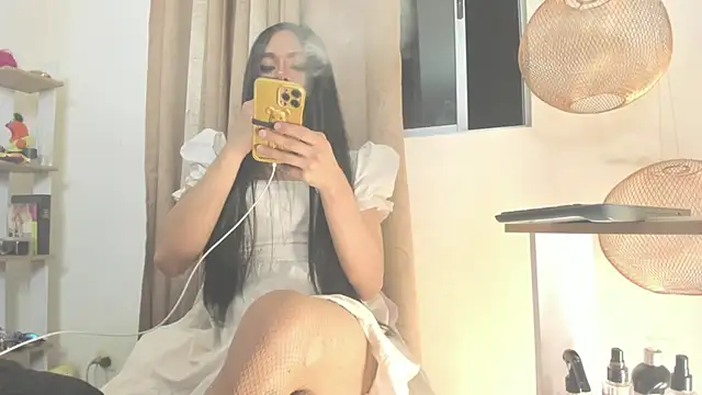 BarbieVenus online show from April 11, 8:40 am