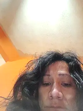 miicheele32 online show from March 13, 6:23 pm