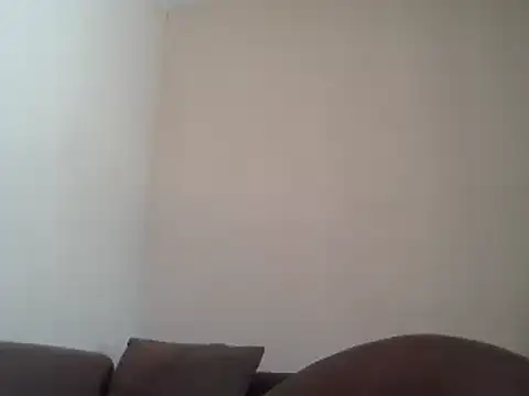 Snapshot of SmallGoodNutts chatting on February 8, 9:24 am SmallGoodNutts online show from February 8, 9:24 am