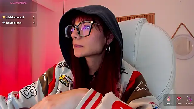 Snapshot of sophiecherry_ chatting on November 14, 11:57 pm sophiecherry online show from November 14, 11:57 pm