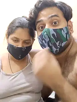 IND COUPLE1 online show from January 9, 4:39 pm