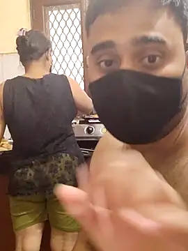 IND COUPLE1 online show from February 25, 6:36 am