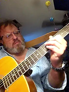 Snapshot of kikdrummer chatting on May 16, 7:56 pm kikdrummer online show from May 16, 7:56 pm