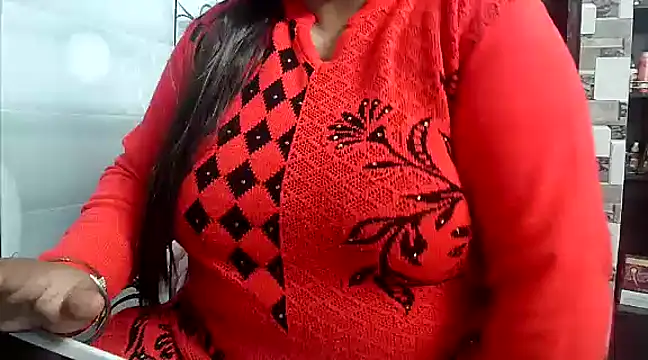 kiranpreet85 online show from January 7, 4:59 pm