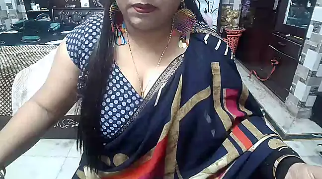 kiranpreet85 online show from January 12, 8:14 am