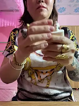 Snapshot of Ory22 chatting on October 11, 12:10 am Ory22 online show from October 11, 12:10 am