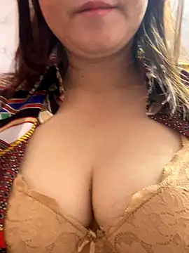 Snapshot of Ory22 chatting on December 5, 5:49 am Ory22 online show from December 5, 5:49 am