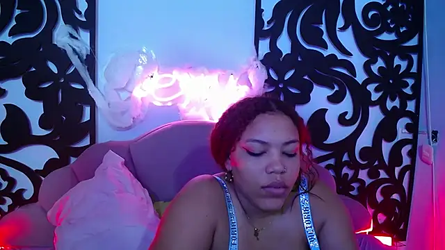 sexy horny brunette online show from October 29, 8:49 am