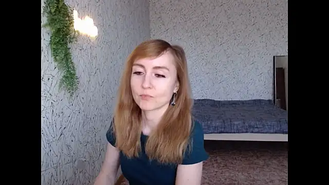 Snapshot of Athena_Richards chatting on December 7, 9:28 am Athena Richards online show from December 7, 9:28 am