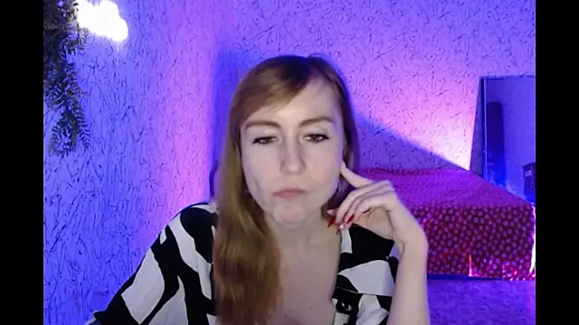 Snapshot of Athena_Richards chatting on December 20, 4:04 pm Athena Richards online show from December 20, 4:04 pm