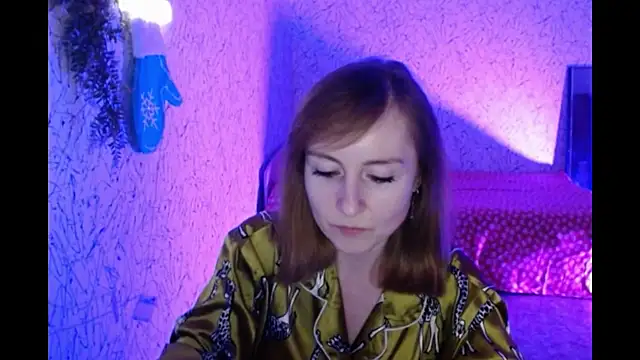 Snapshot of Athena_Richards chatting on February 14, 3:15 pm Athena Richards online show from February 14, 3:15 pm