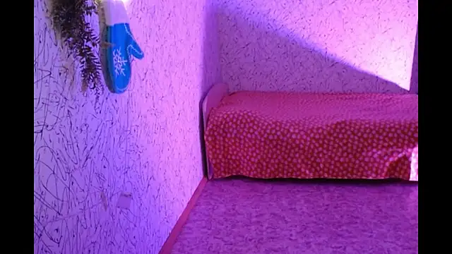 Snapshot of Athena_Richards chatting on February 20, 2:57 pm Athena Richards online show from February 20, 2:57 pm