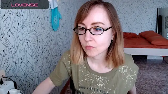 Athena Richards online show from April 6, 9:21 am