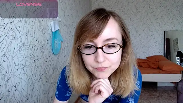 Snapshot of Athena_Richards chatting on May 19, 9:48 am Athena Richards online show from May 19, 9:48 am