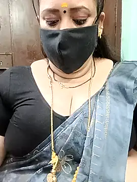 Snapshot of ashikaa_r chatting on January 11, 6:02 pm ashikaa r online show from January 11, 6:02 pm