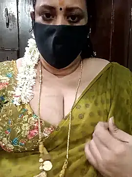 Snapshot of ashikaa_r chatting on January 16, 8:57 pm ashikaa r online show from January 16, 8:57 pm