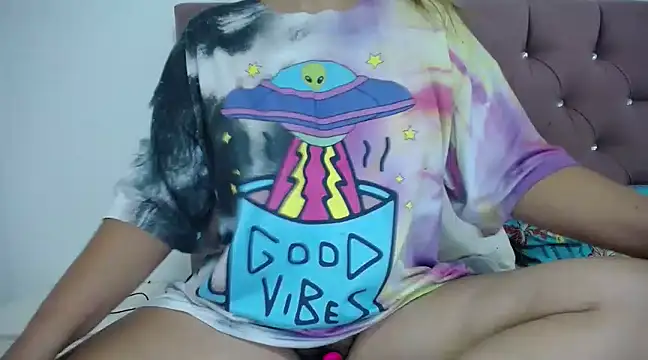 mirand zackyx online show from February 14, 11:31 am