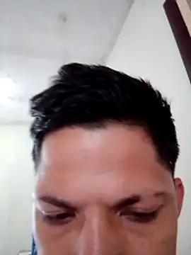 Alonsomadeira online show from April 16, 12:22 am