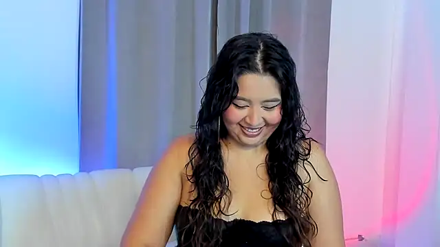 Snapshot of LiahDiaz chatting on September 9, 3:33 pm LiahDiaz online show from September 9, 3:33 pm