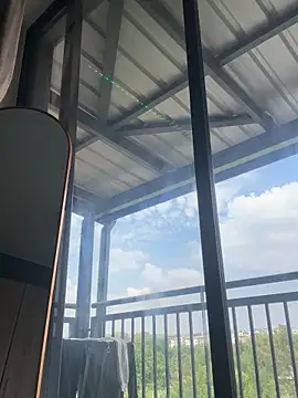 Snapshot of Dime-__ chatting on October 30, 9:11 am Dime- online show from October 30, 9:11 am