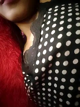 Snapshot of Hot_Goldengirl chatting on March 1, 8:31 pm Hot Goldengirl online show from March 1, 8:31 pm