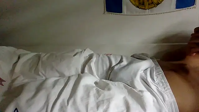 naughtytuga0 online show from April 15, 12:01 pm