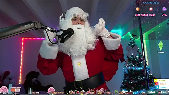 Snapshot of Mikev chatting on December 23, 7:09 pm Mikev online show from December 23, 7:09 pm