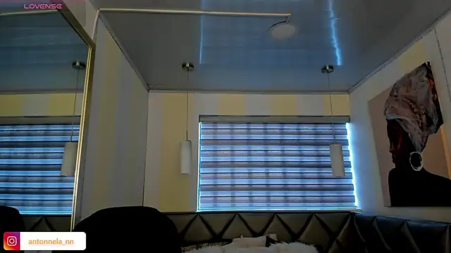 Snapshot of _Antonnela_ chatting on May 25, 9:21 pm Antonnela online show from May 25, 9:21 pm
