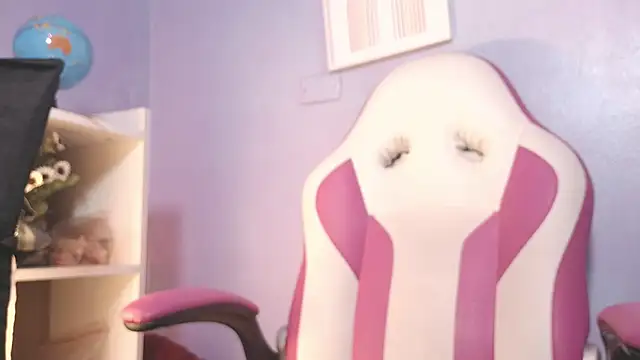 kaory azumi online show from April 10, 9:25 am