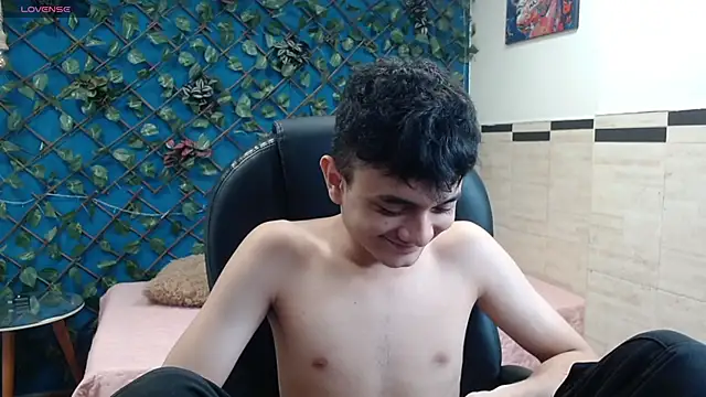 Waturox online show from November 12, 7:03 pm