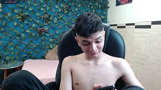 Waturox online show from November 15, 7:32 pm