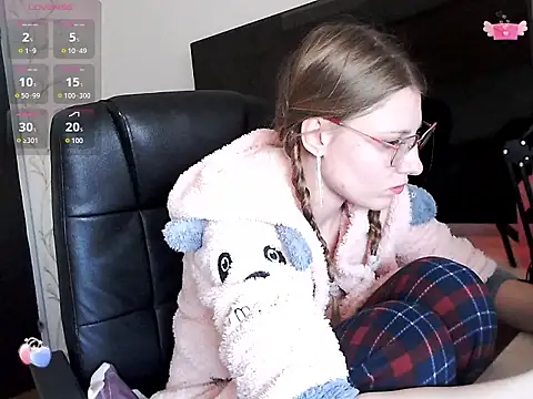 KimySandy online show from March 8, 1:57 pm