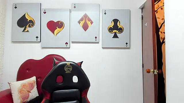 Salomeediaz  online show from November 29, 9:07 pm