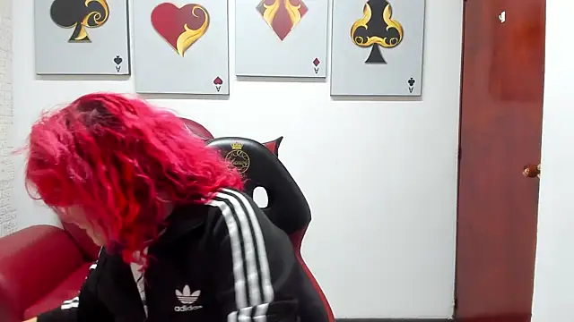 Salomeediaz  online show from December 13, 9:09 pm