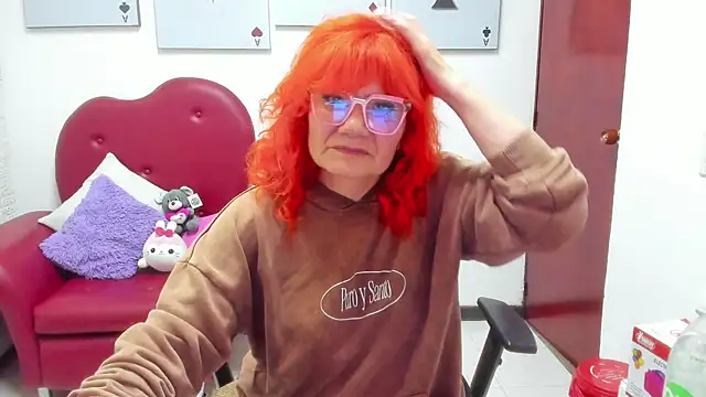 Salomeediaz  online show from March 30, 9:05 pm