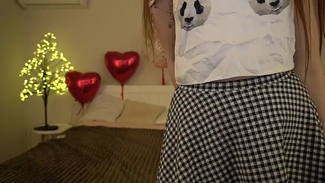 PamelaXX  online show from February 14, 12:51 am