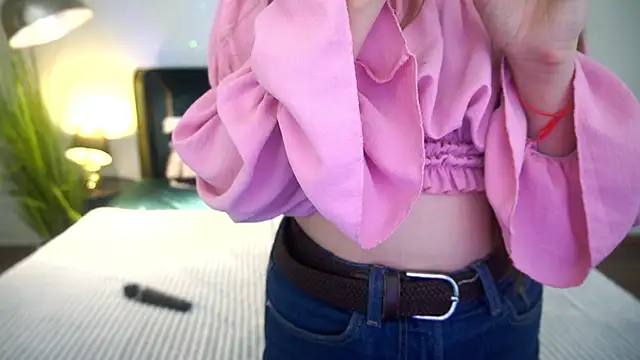 Snapshot of PamelaXX_ chatting on July 13, 9:06 pm PamelaXX online show from July 13, 9:06 pm