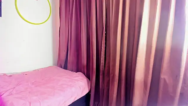 Snapshot of nicole_volkov chatting on January 10, 1:42 am nicole volkov online show from January 10, 1:42 am