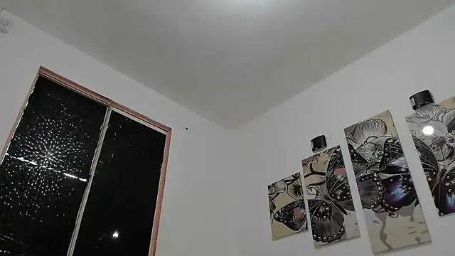 naomiwildburn online show from January 31, 6:25 pm