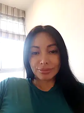 Snapshot of _monicab chatting on June 9, 11:49 pm monicab online show from June 9, 11:49 pm