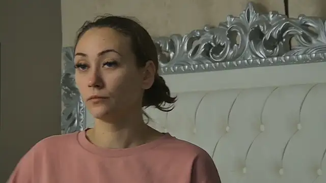 AliceMunro online show from November 29, 2:53 pm