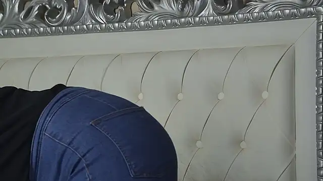 AliceMunro online show from March 4, 5:30 pm