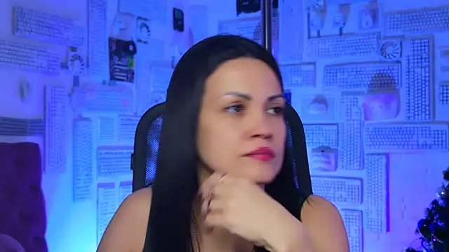 KarolinaRobinson online show from January 4, 2:46 pm