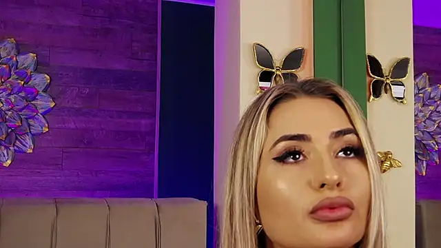 LoraDevine online show from October 20, 10:10 pm